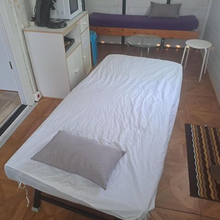 Chalet Pour 5 Personnes Equipe Sur Emplacement Privatif Dans Camping 4 Etoiles Appartenant Et Gere Par Un Particulier Hotel Foix Eksteriør billede