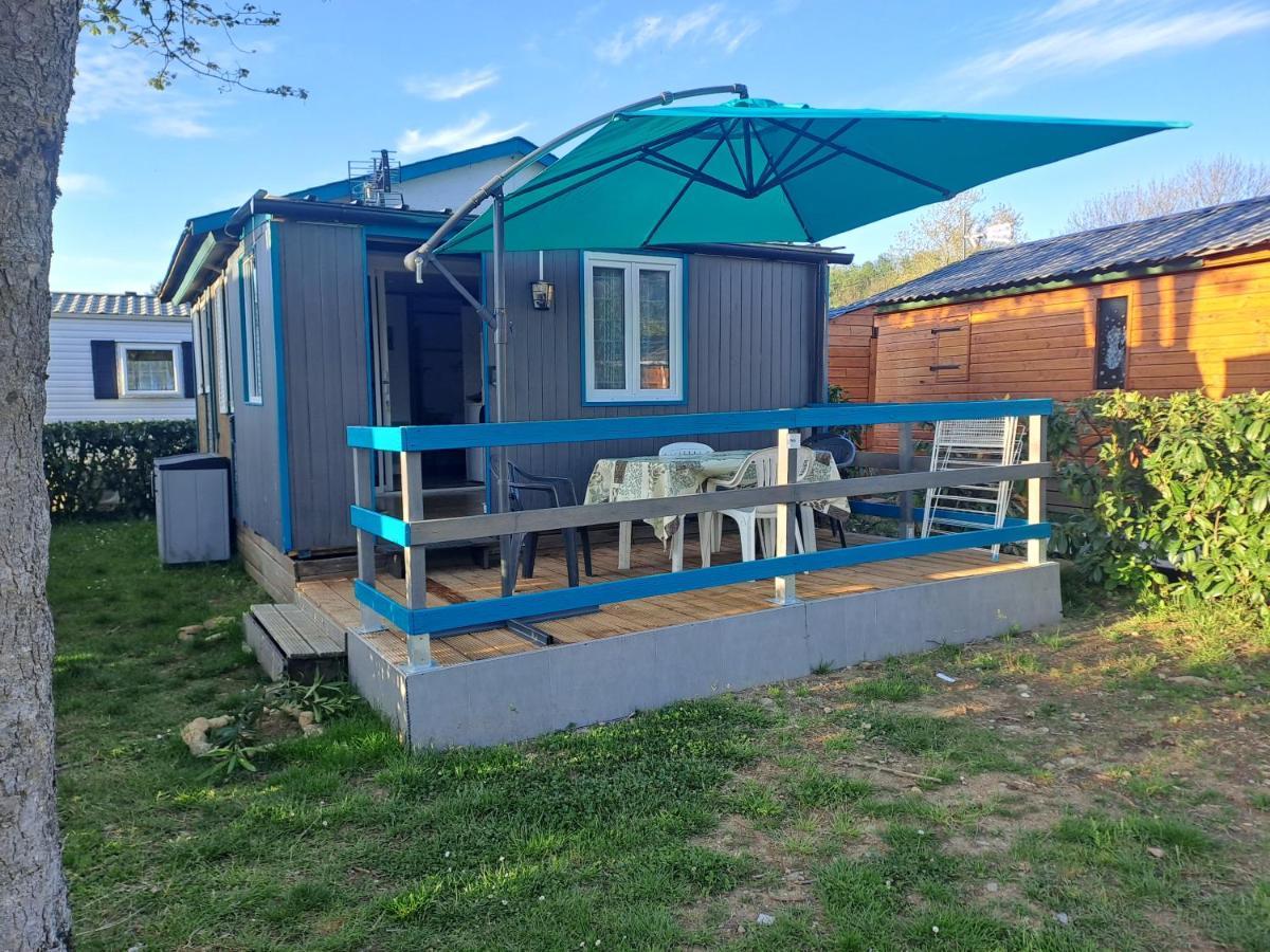 Chalet Pour 5 Personnes Equipe Sur Emplacement Privatif Dans Camping 4 Etoiles Appartenant Et Gere Par Un Particulier Hotel Foix Eksteriør billede