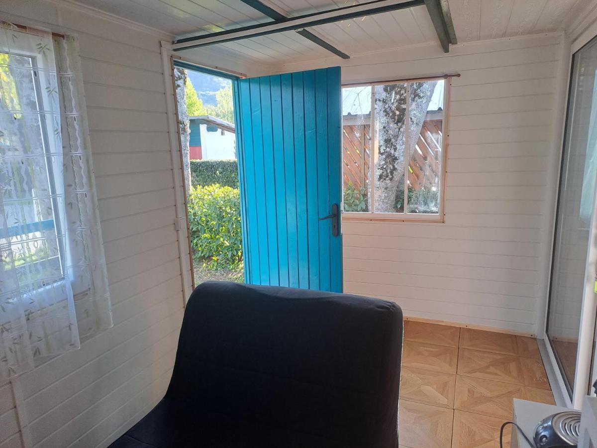 Chalet Pour 5 Personnes Equipe Sur Emplacement Privatif Dans Camping 4 Etoiles Appartenant Et Gere Par Un Particulier Hotel Foix Eksteriør billede