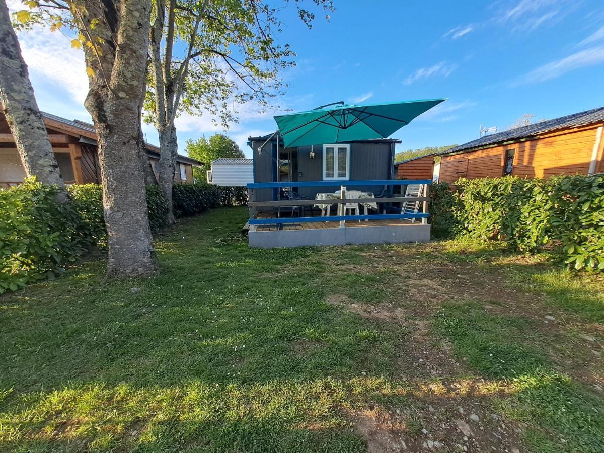 Chalet Pour 5 Personnes Equipe Sur Emplacement Privatif Dans Camping 4 Etoiles Appartenant Et Gere Par Un Particulier Hotel Foix Eksteriør billede