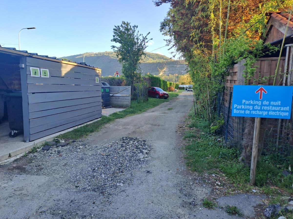 Chalet Pour 5 Personnes Equipe Sur Emplacement Privatif Dans Camping 4 Etoiles Appartenant Et Gere Par Un Particulier Hotel Foix Eksteriør billede