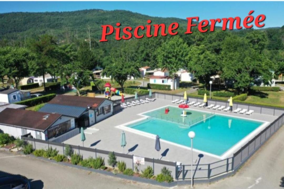 Chalet Pour 5 Personnes Equipe Sur Emplacement Privatif Dans Camping 4 Etoiles Appartenant Et Gere Par Un Particulier Hotel Foix Eksteriør billede